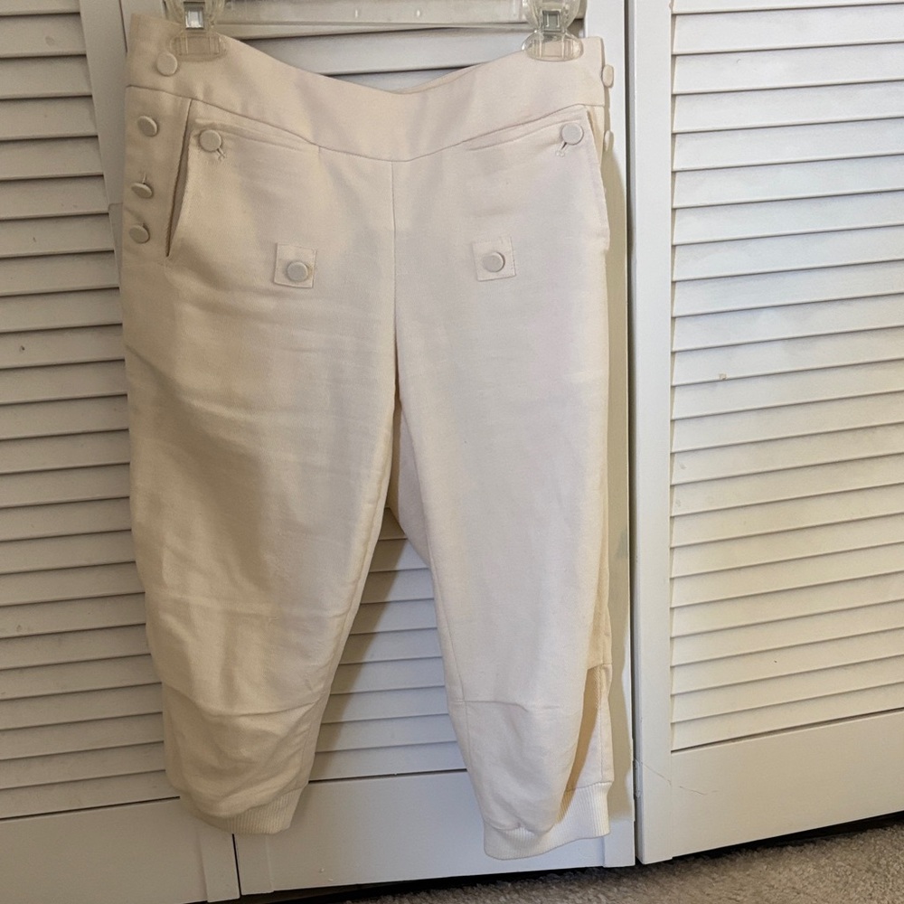 L.A.M.B Cream Button-Detail Cropped  Culotte Pants Sz 0